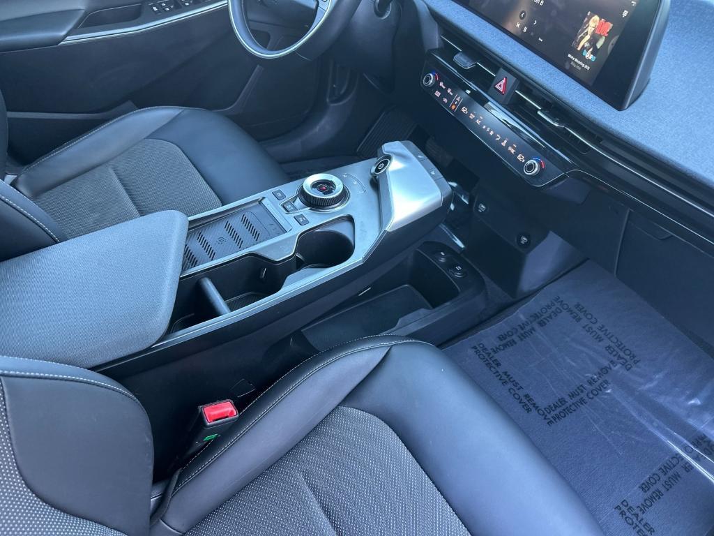 used 2024 Kia EV6 car, priced at $26,994