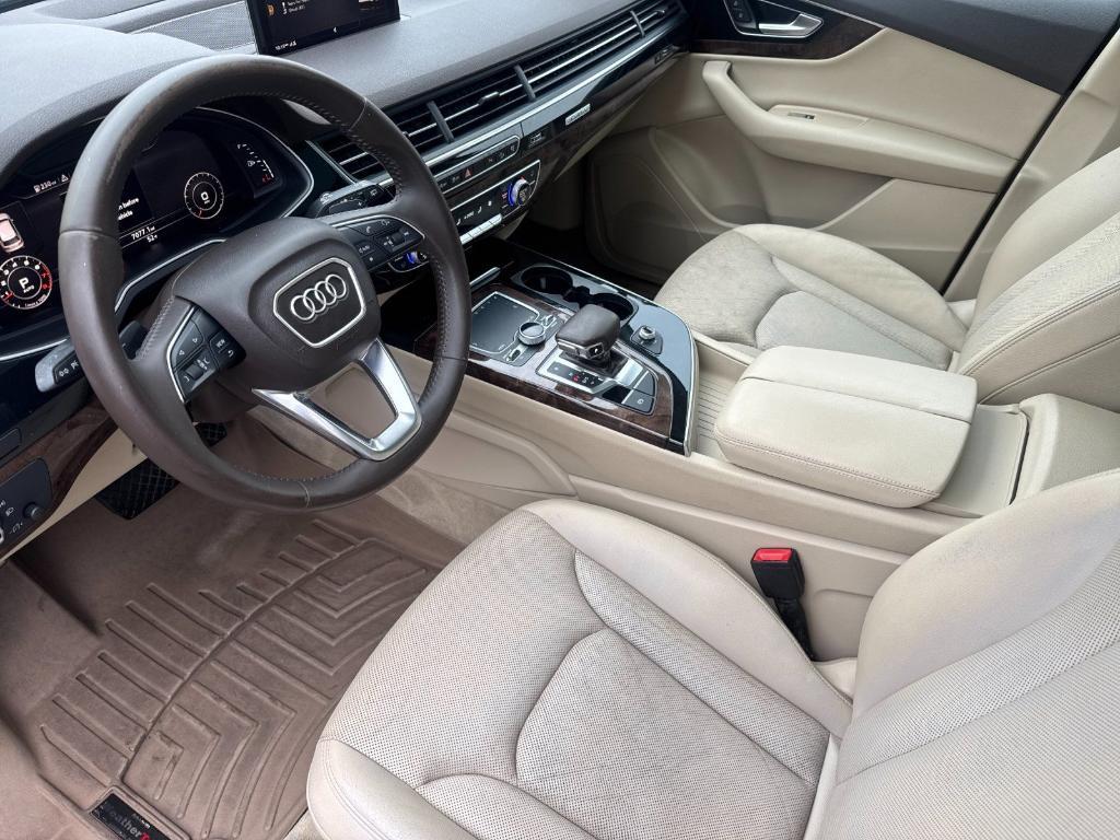 used 2017 Audi Q7 car, priced at $18,689