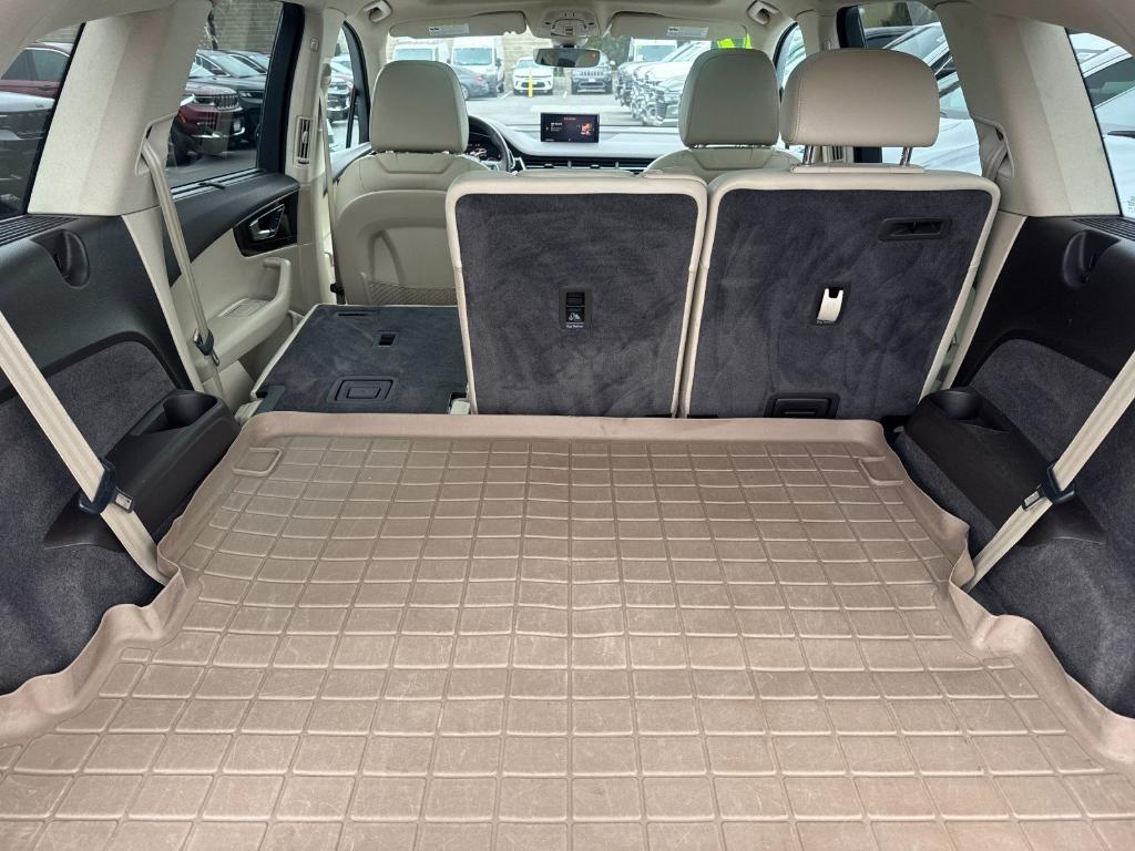 used 2017 Audi Q7 car, priced at $18,689