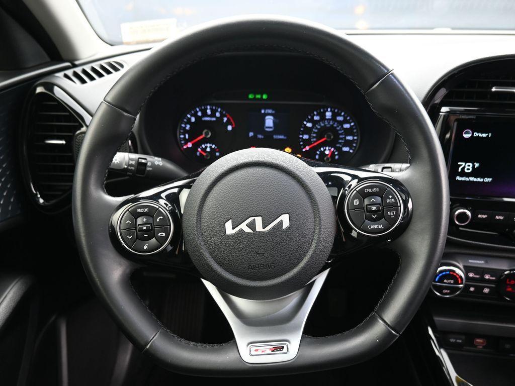 used 2022 Kia Soul car, priced at $16,996