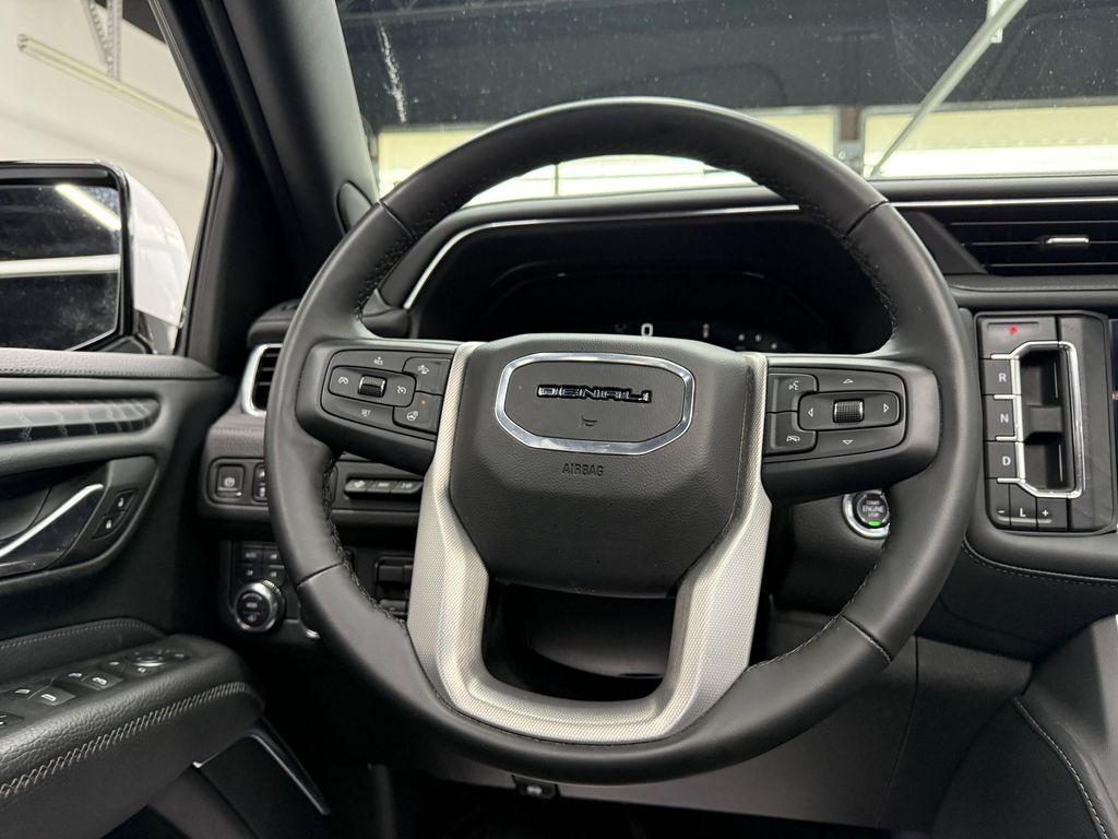 used 2023 GMC Yukon XL car, priced at $67,900