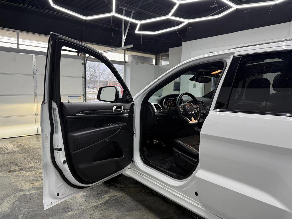 used 2021 Jeep Grand Cherokee car, priced at $57,900