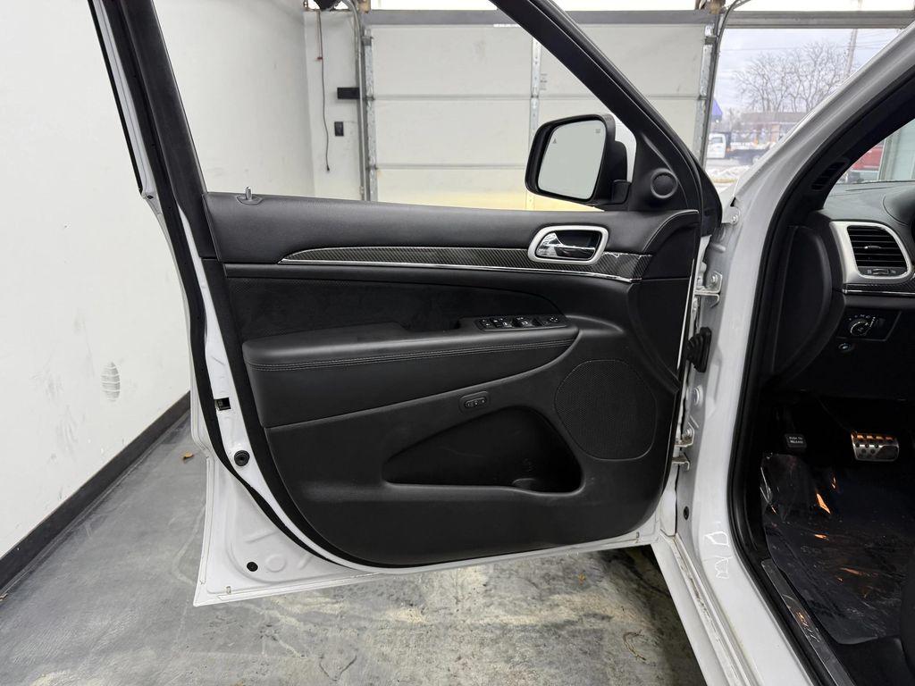 used 2021 Jeep Grand Cherokee car, priced at $57,900