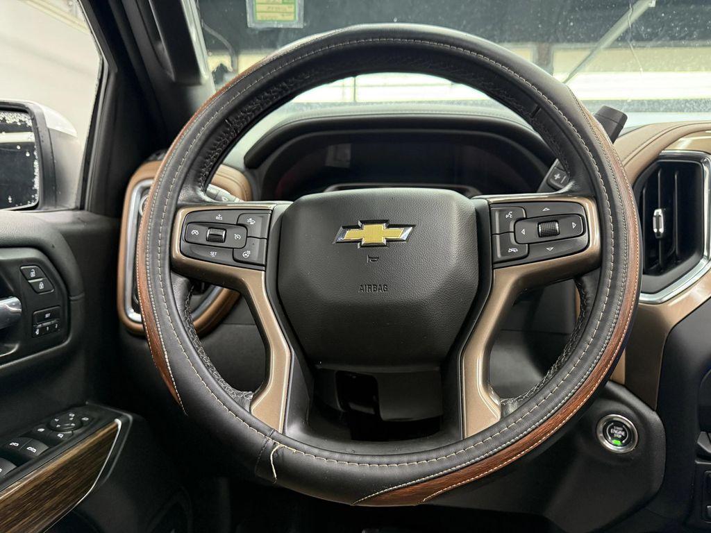 used 2022 Chevrolet Silverado 1500 car, priced at $42,700