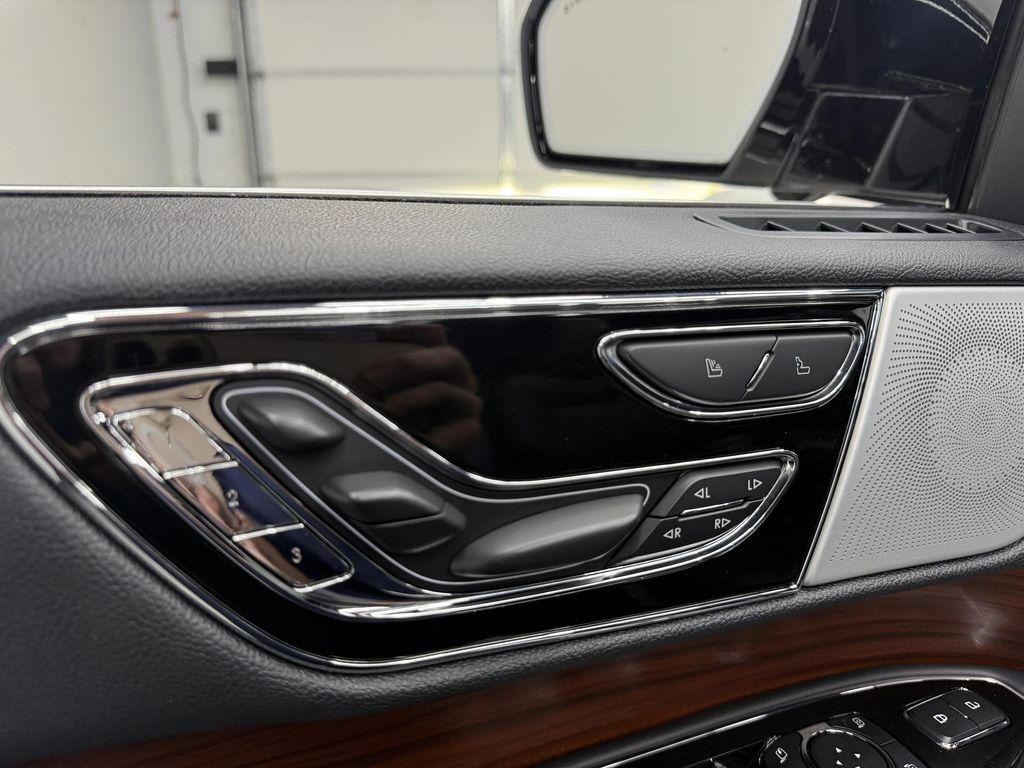 used 2022 Lincoln Navigator car, priced at $50,700