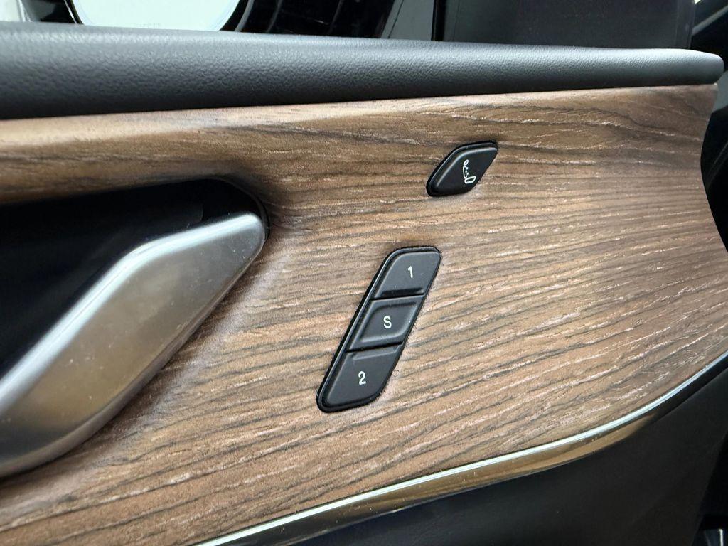 used 2022 Jeep Grand Cherokee car, priced at $36,900