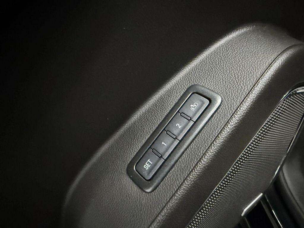 used 2018 GMC Yukon car, priced at $29,995