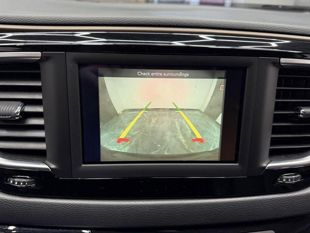 used 2018 Chrysler Pacifica car