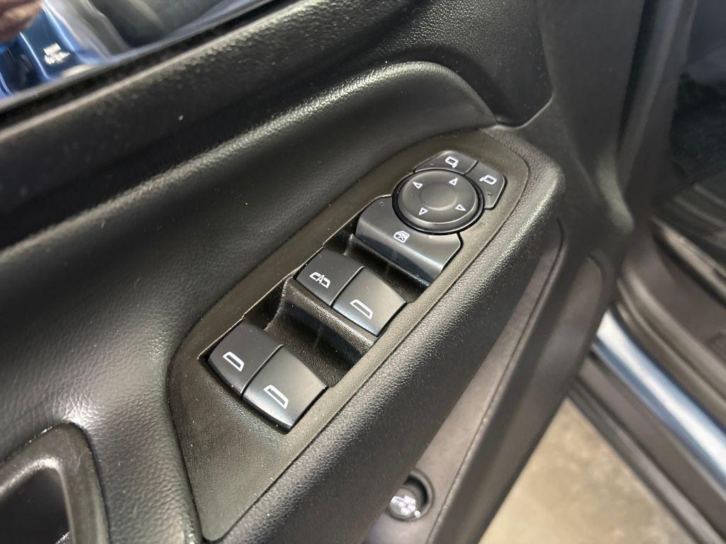 used 2024 Chevrolet Equinox car, priced at $17,222