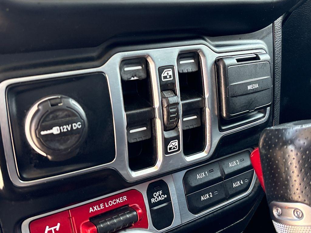 used 2023 Jeep Gladiator car, priced at $37,715