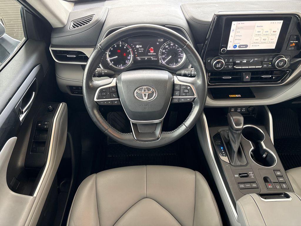 used 2023 Toyota Highlander car, priced at $37,441