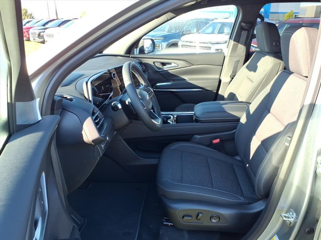 new 2026 Chevrolet Traverse car, priced at $42,945