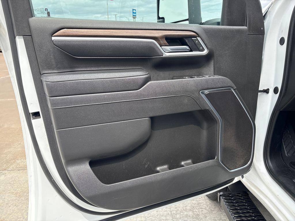 used 2025 Chevrolet Silverado 2500 car, priced at $54,799