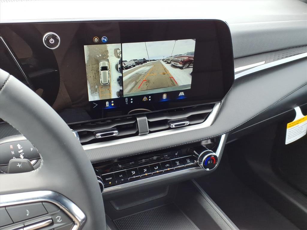 new 2026 Chevrolet Equinox car, priced at $30,568