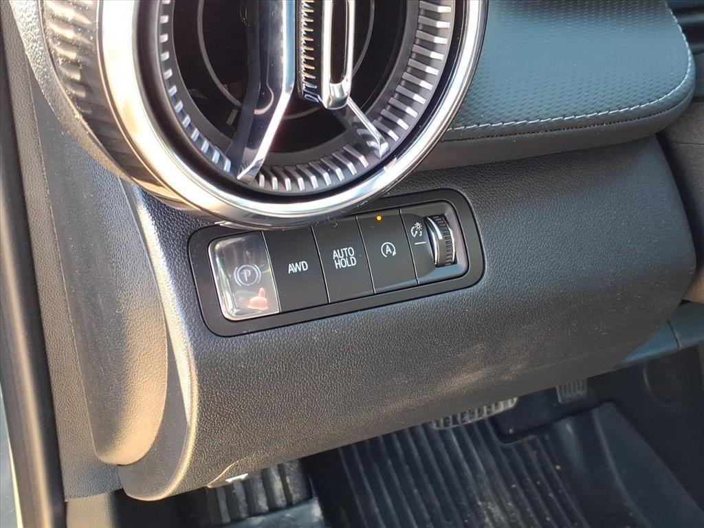 new 2026 Chevrolet Equinox car, priced at $33,088