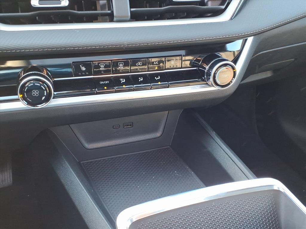 new 2026 Chevrolet Equinox car, priced at $29,357