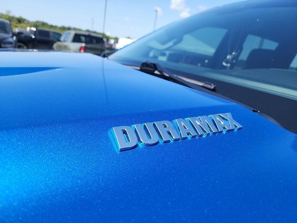 used 2022 Chevrolet Silverado 1500 car, priced at $33,273