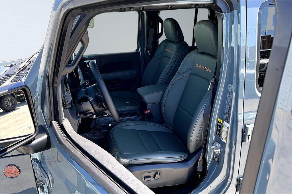 new 2026 Jeep Gladiator car, priced at $61,367