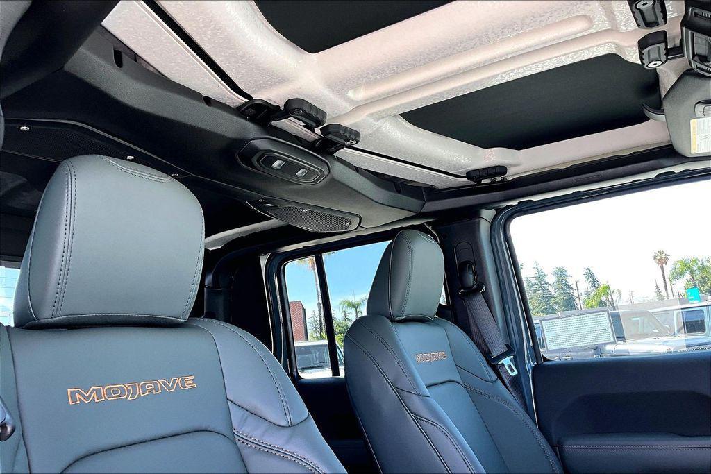 new 2026 Jeep Gladiator car, priced at $61,367