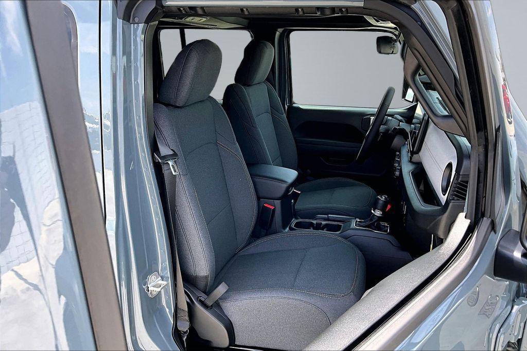 new 2026 Jeep Wrangler car, priced at $52,735