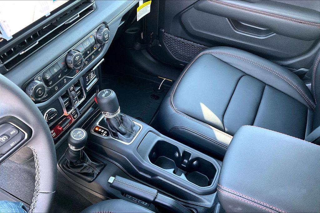 new 2026 Jeep Wrangler car, priced at $66,292