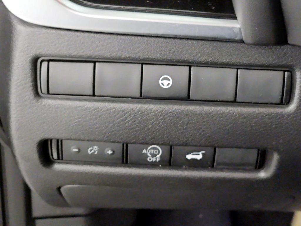 used 2023 Nissan Rogue car, priced at $25,998