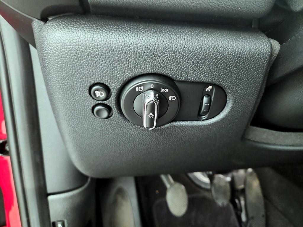 used 2024 MINI Hardtop car, priced at $28,998