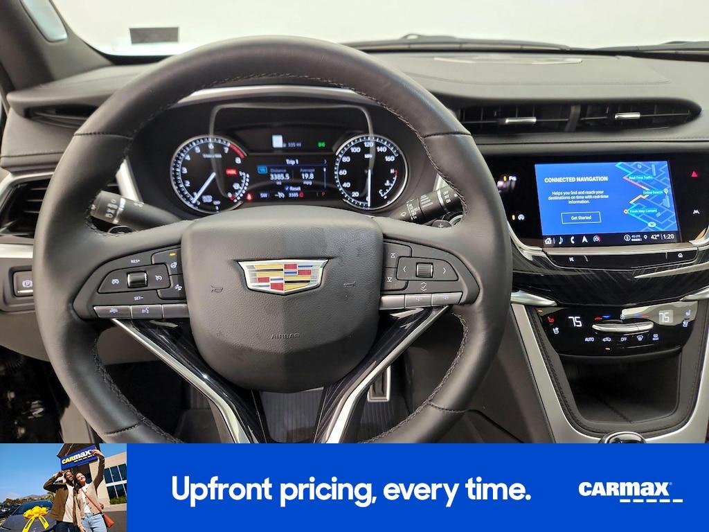 used 2024 Cadillac XT6 car, priced at $45,998