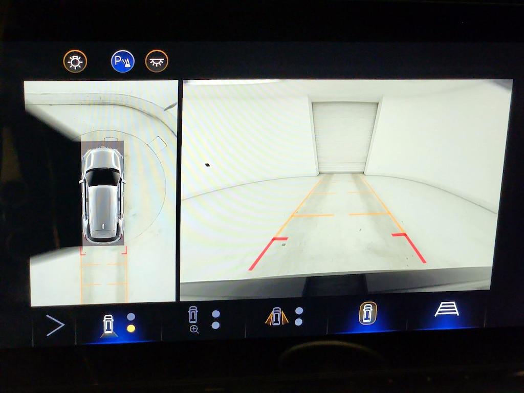 used 2025 Chevrolet Equinox car, priced at $27,998