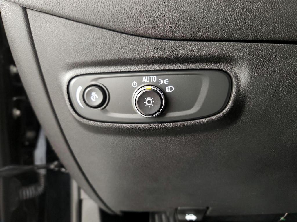 used 2024 Chevrolet Equinox car, priced at $22,998