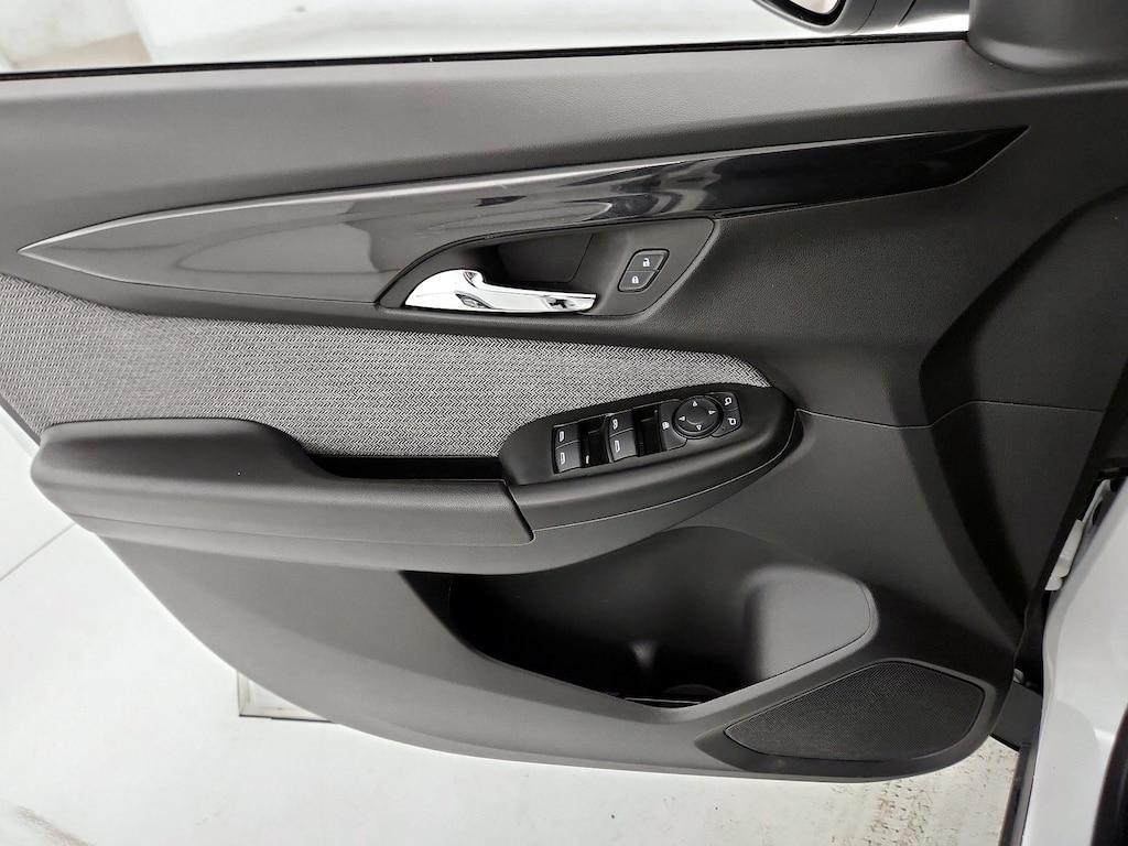 used 2024 Chevrolet TrailBlazer car, priced at $22,998