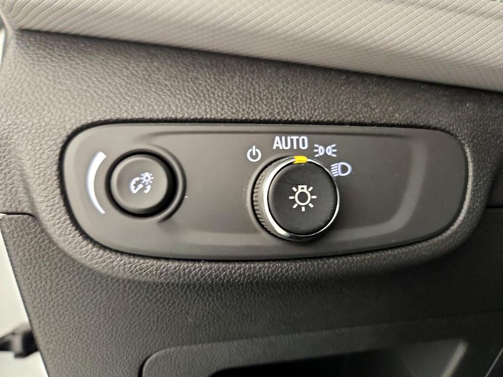 used 2024 Chevrolet TrailBlazer car, priced at $22,998