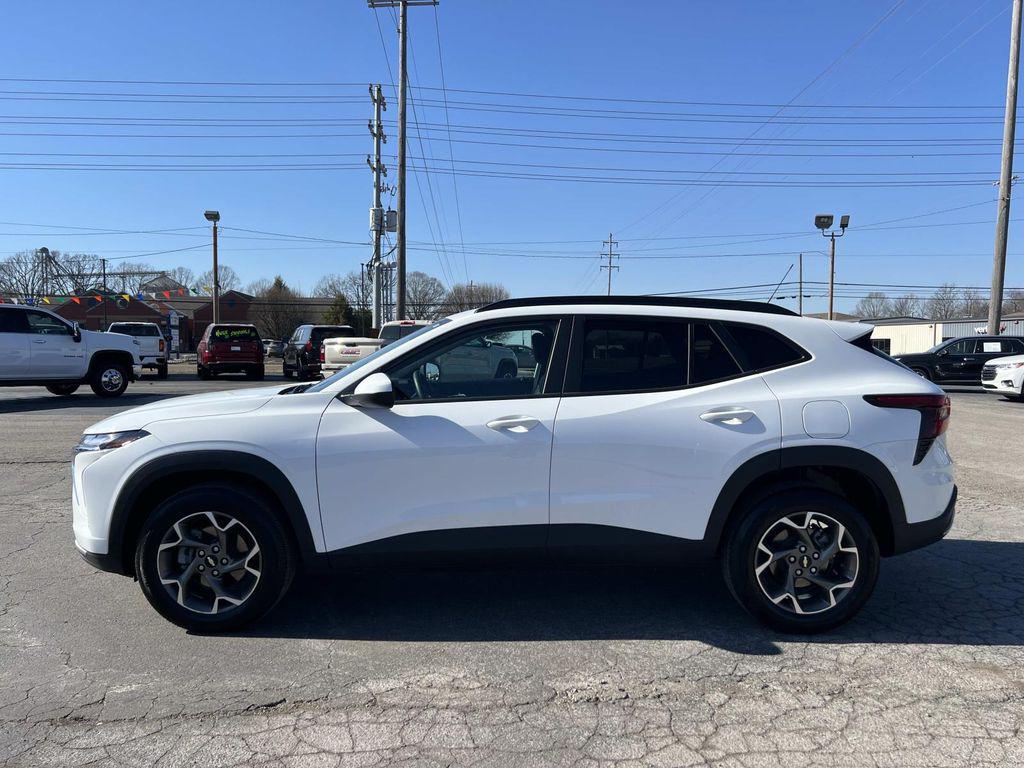 used 2025 Chevrolet Trax car, priced at $20,941