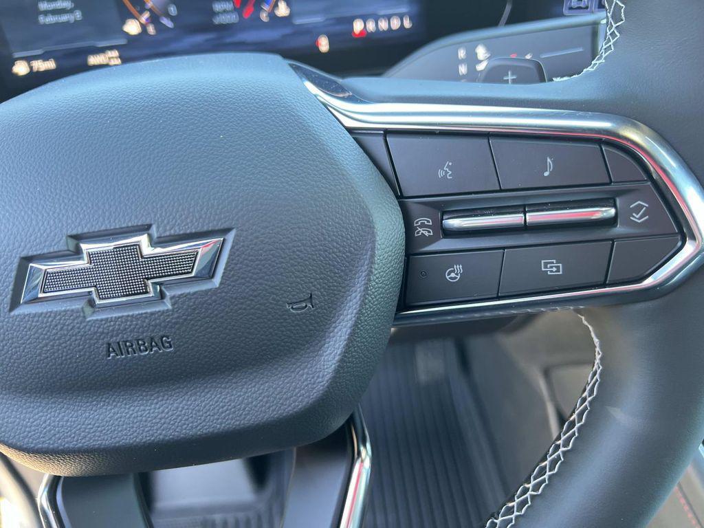 new 2026 Chevrolet Traverse car, priced at $52,345