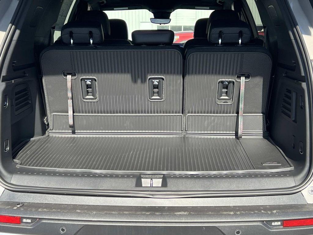 new 2026 Chevrolet Traverse car, priced at $52,345