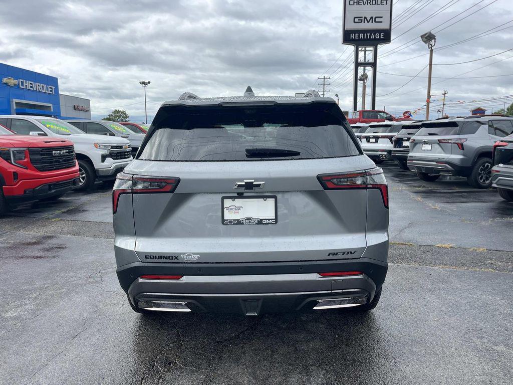 new 2026 Chevrolet Equinox car, priced at $32,290