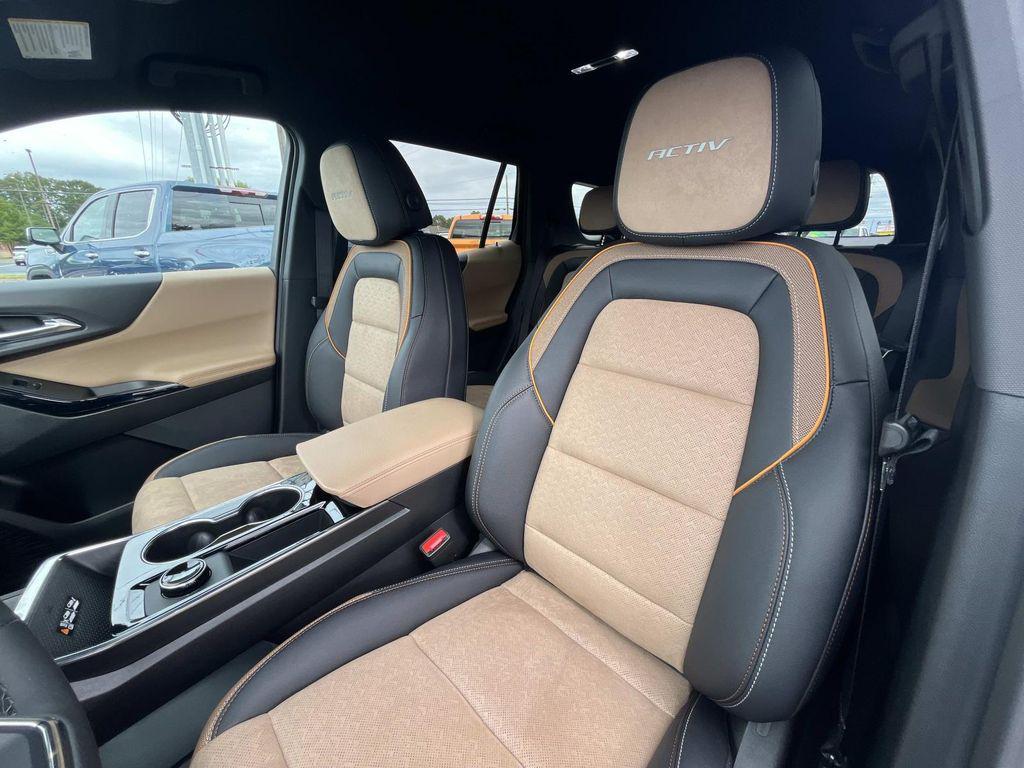 new 2026 Chevrolet Equinox car, priced at $32,290