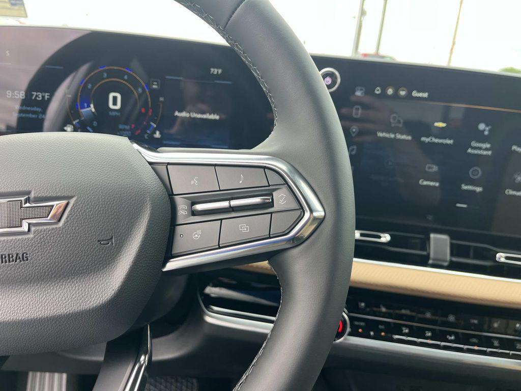 new 2026 Chevrolet Equinox car, priced at $32,290