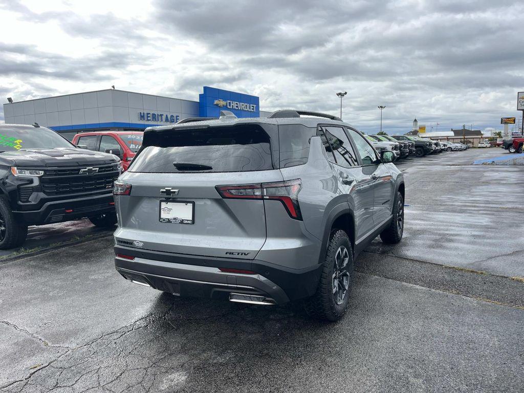 new 2026 Chevrolet Equinox car, priced at $32,290