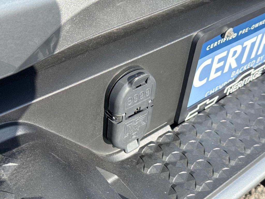 used 2024 GMC Canyon car, priced at $36,684