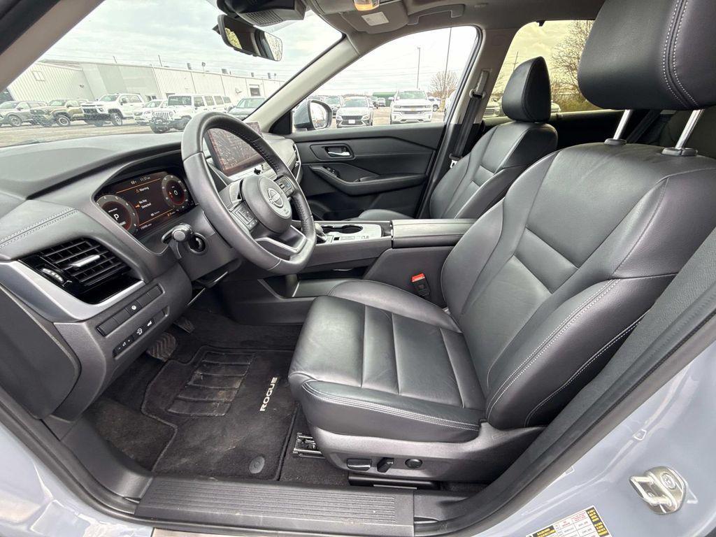 used 2024 Nissan Rogue car, priced at $27,891