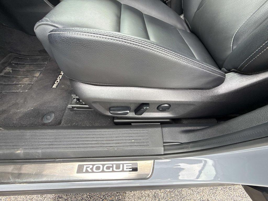 used 2024 Nissan Rogue car, priced at $27,891