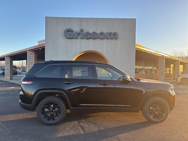 new 2026 Jeep Grand Cherokee car, priced at $48,091