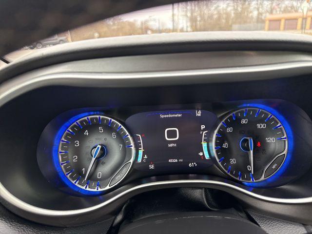 used 2024 Chrysler Pacifica car, priced at $29,209