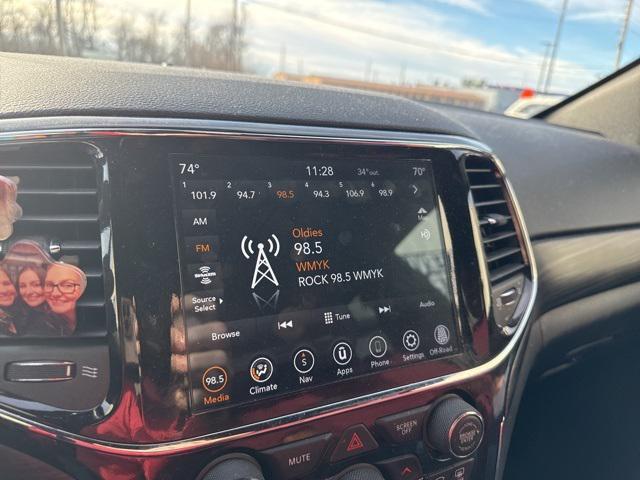 used 2022 Jeep Grand Cherokee car