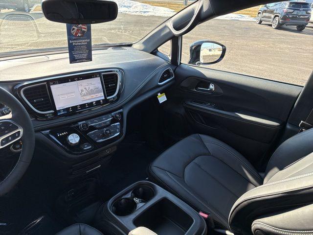 new 2026 Chrysler Pacifica car, priced at $46,312