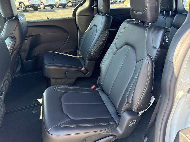 new 2026 Chrysler Pacifica car, priced at $46,312