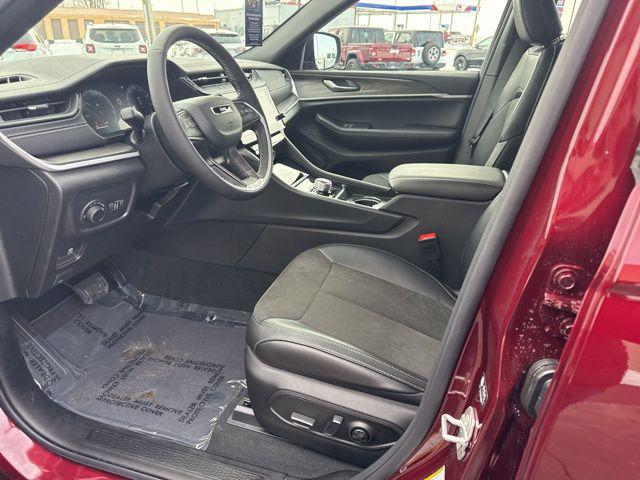 new 2026 Jeep Grand Cherokee car, priced at $46,228