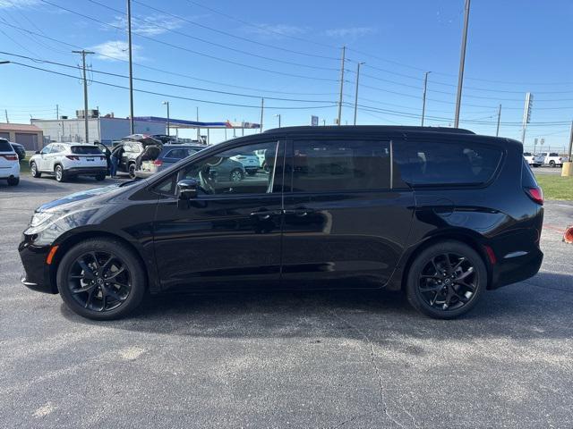 new 2026 Chrysler Pacifica car, priced at $49,522