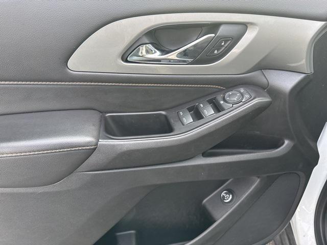 used 2020 Chevrolet Traverse car, priced at $19,558